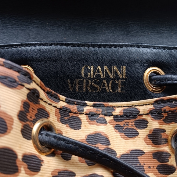 Gianni Versace ✨️LIKE NEW GOLD ERA Vintage Leopard Sunburst Backpack - Picture 16 of 17